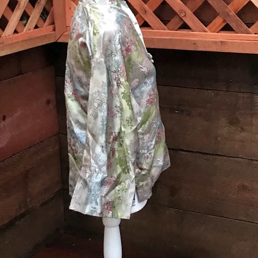 Asian Jacket - Picture 4 of 8